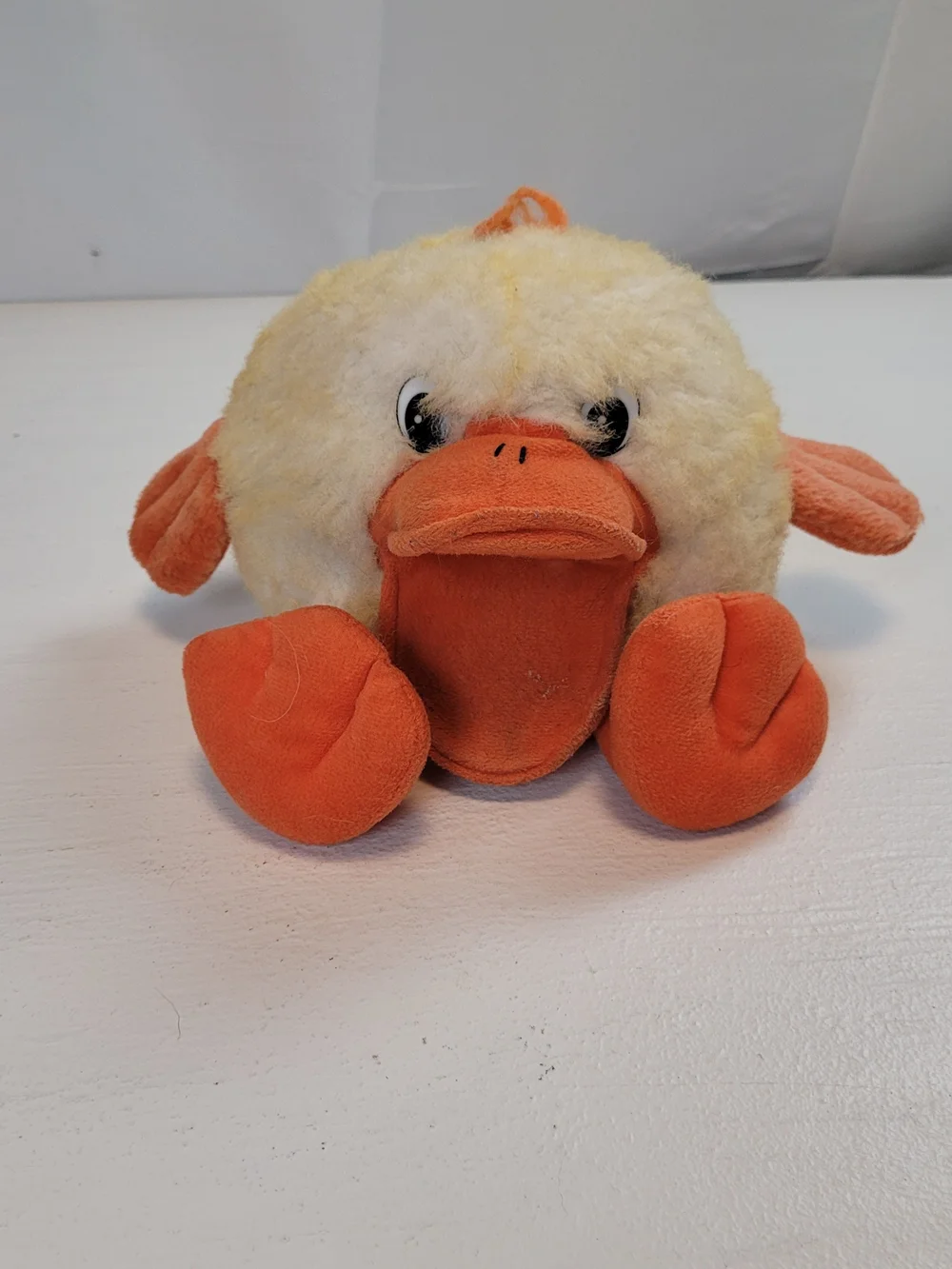 vintage Ducksongs Musical Hand Puppet plush toy